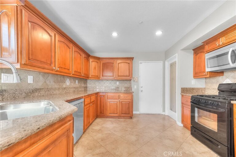15549 Agate Drive, Fontana