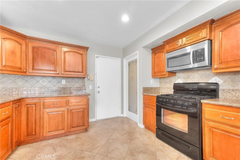 15549 Agate Drive, Fontana