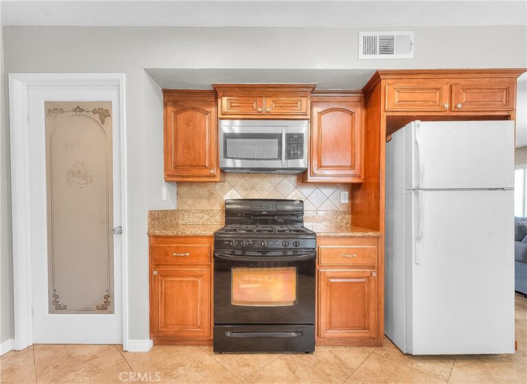 15549 Agate Drive, Fontana