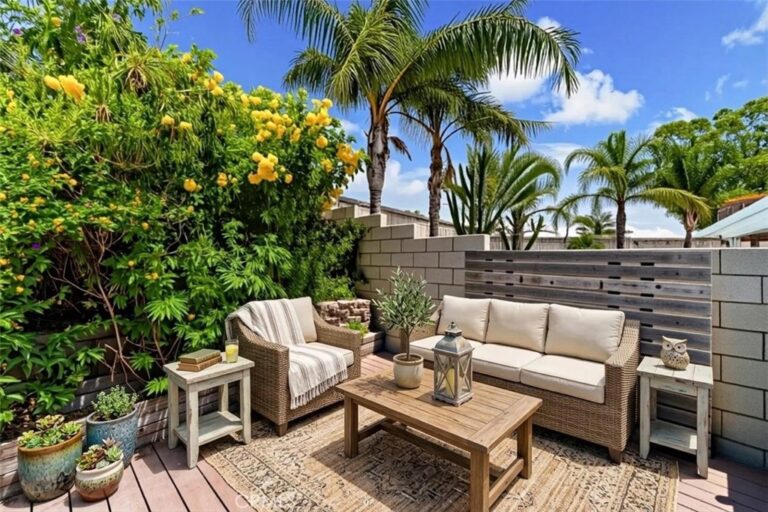 15556 Skylark, Fontana