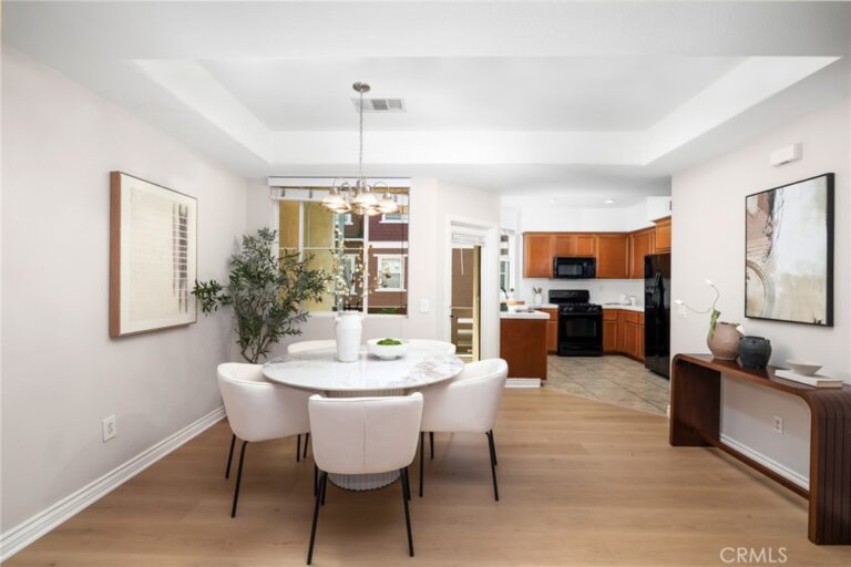 1556 Ledgestone Lane, Pomona