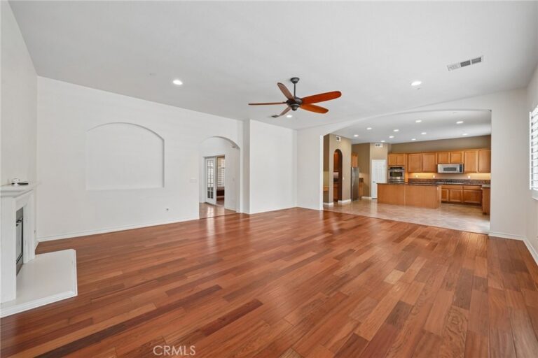 15590 Syracuse Lane, Fontana