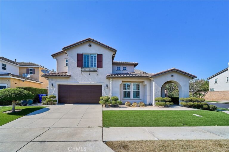 15592 Iron Spring Lane, Fontana