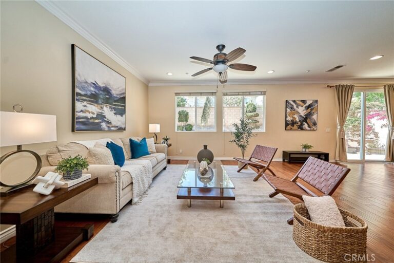 15592 Iron Spring Lane, Fontana