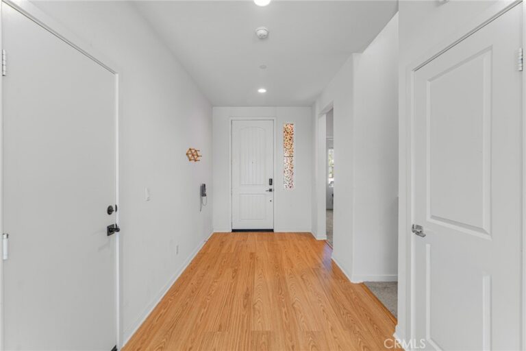 15597 Parry Peak Drive, Fontana