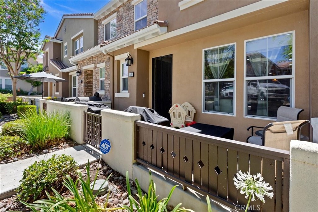 15723 Parkhouse #19, Fontana