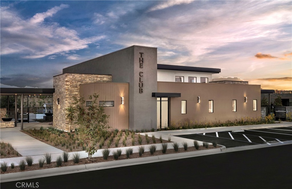 15883 Blue Copper Way, Fontana