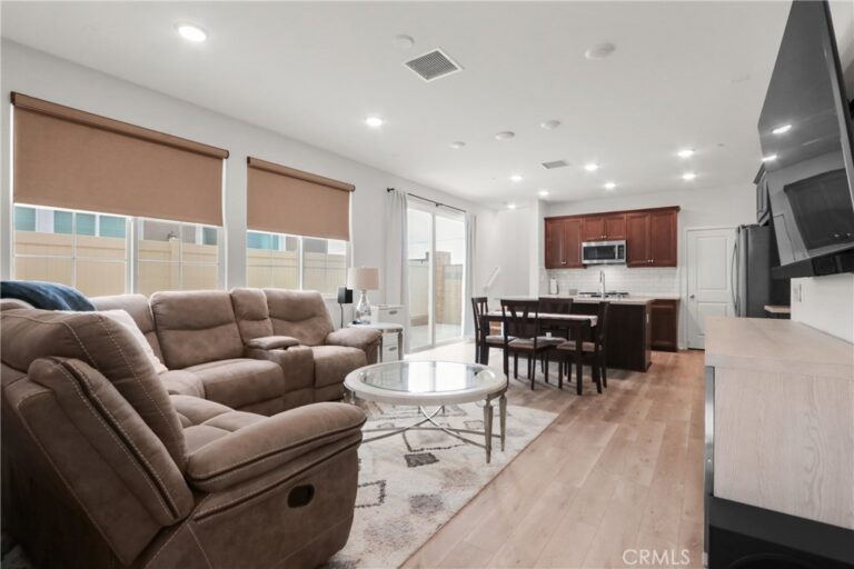 1604 Ruedy, Upland