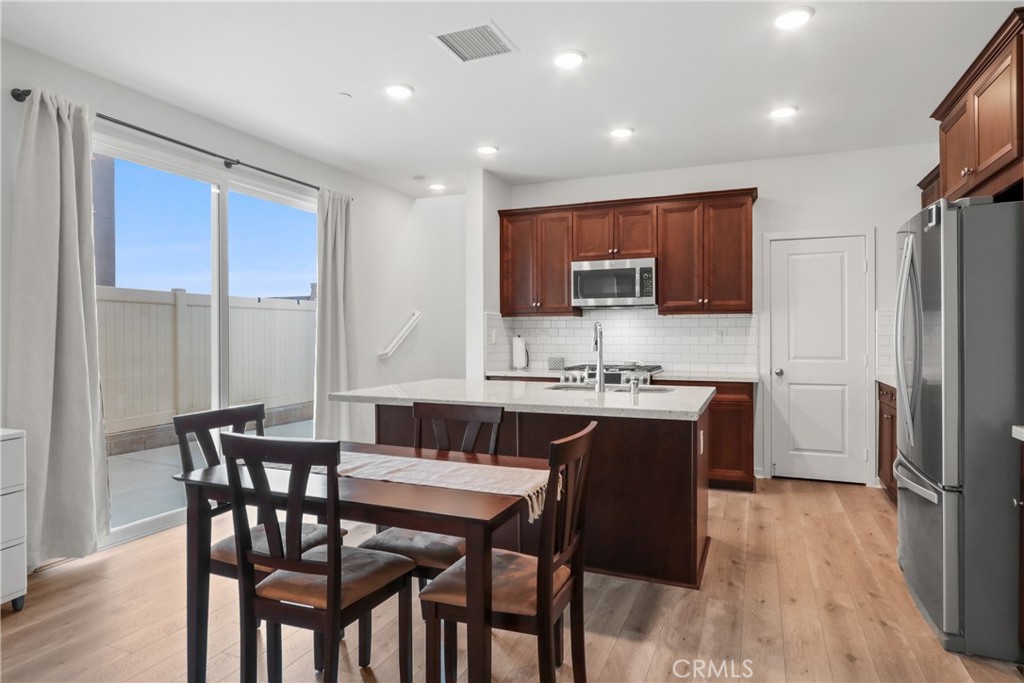 1604 Ruedy, Upland