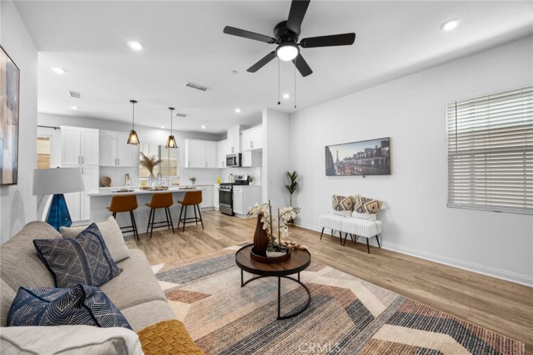 16069 Narni Lane, Fontana