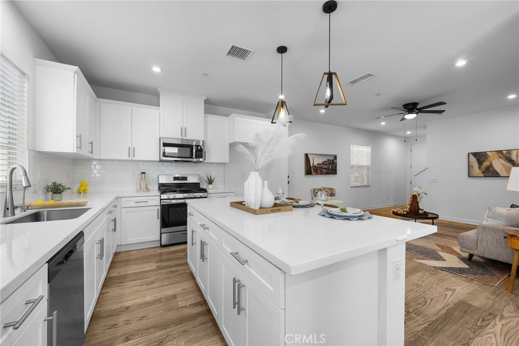 16069 Narni Lane, Fontana