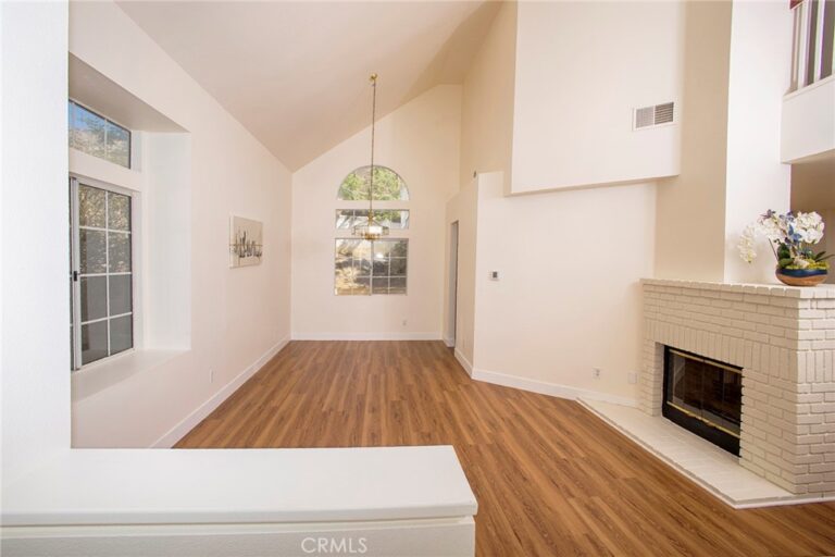 16127 Trailwinds, Fontana