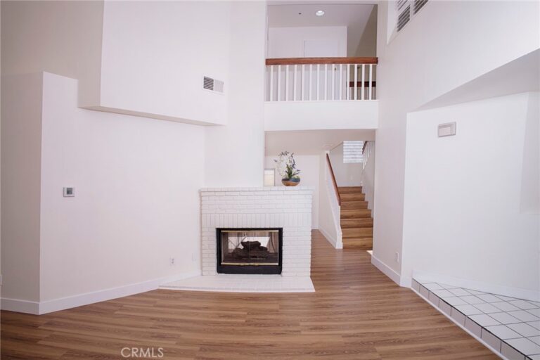 16127 Trailwinds, Fontana