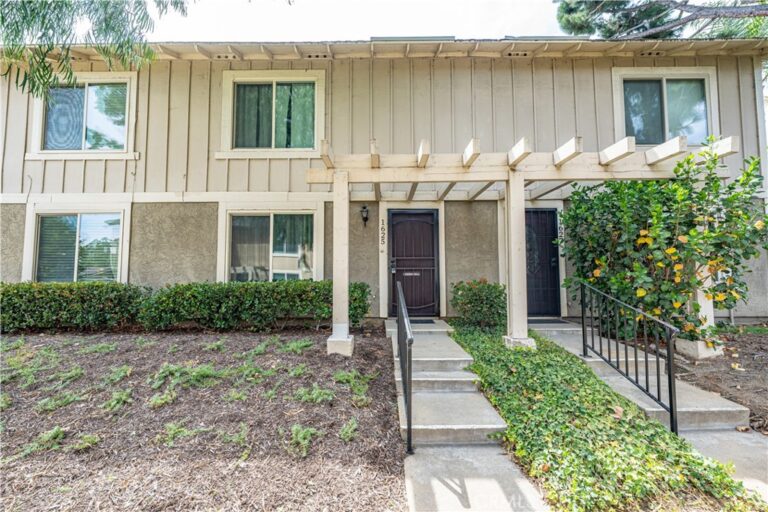 1625 Heather Drive, La Verne