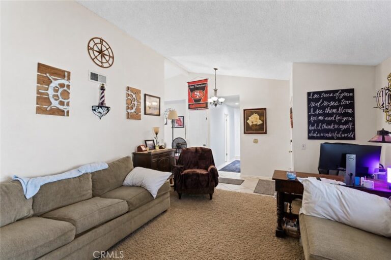 1626 E Tam O Shanter, Ontario