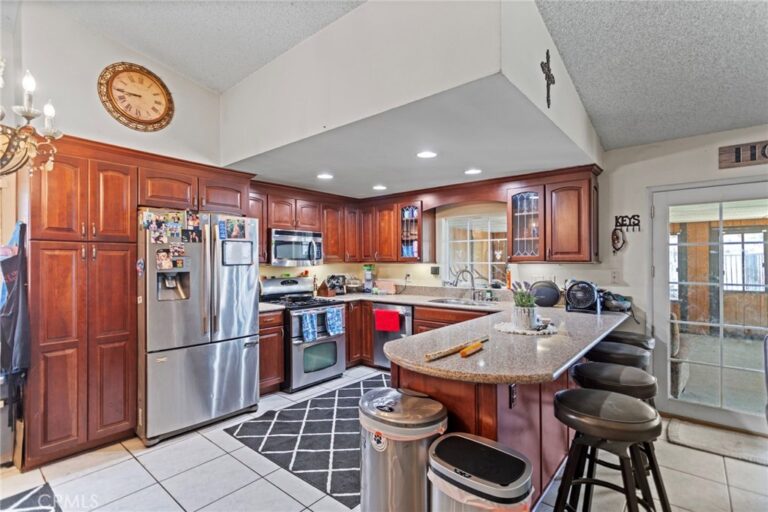 1626 E Tam O Shanter, Ontario