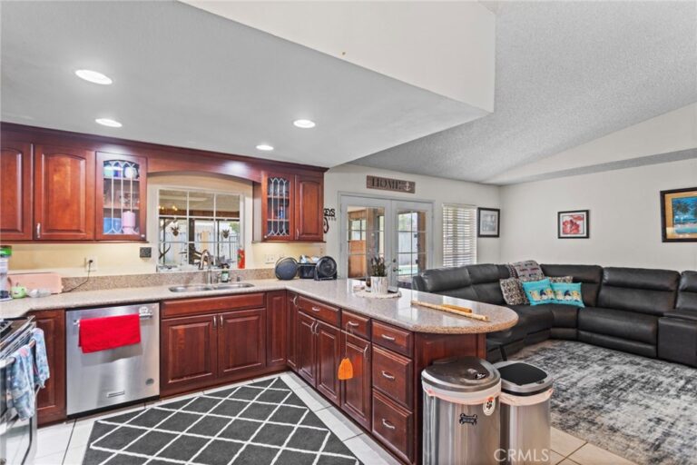 1626 E Tam O Shanter, Ontario