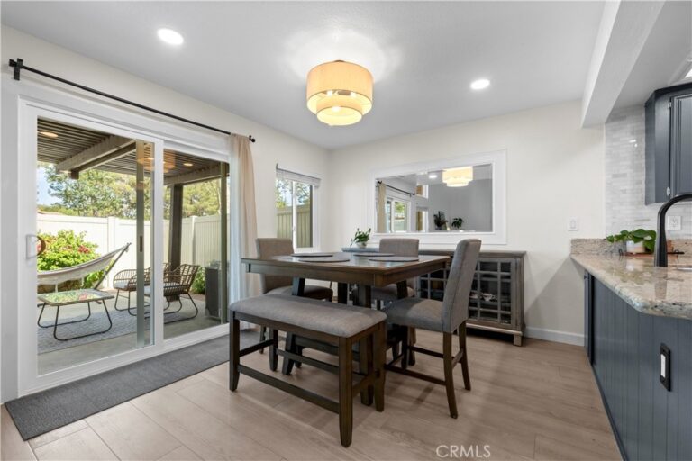 1636 Mankato Court, Claremont