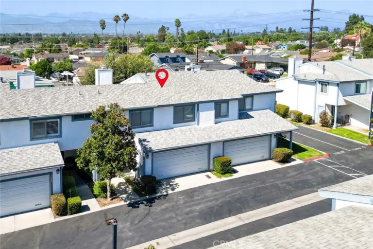 1637 Bridgeport, West Covina