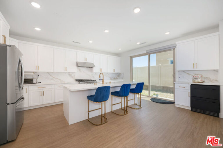1640 Santa Fe Place, Upland