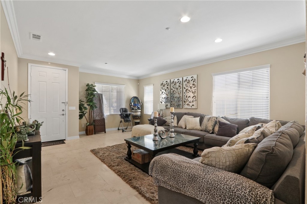 16521 Pismo Way, Fontana