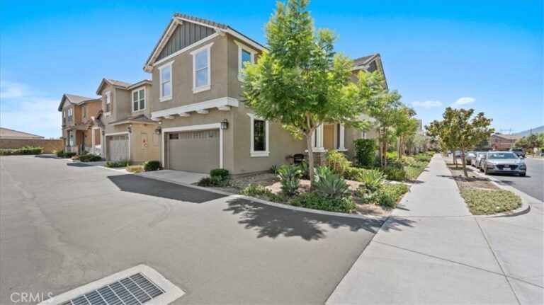 16537 Monteviejo, Fontana