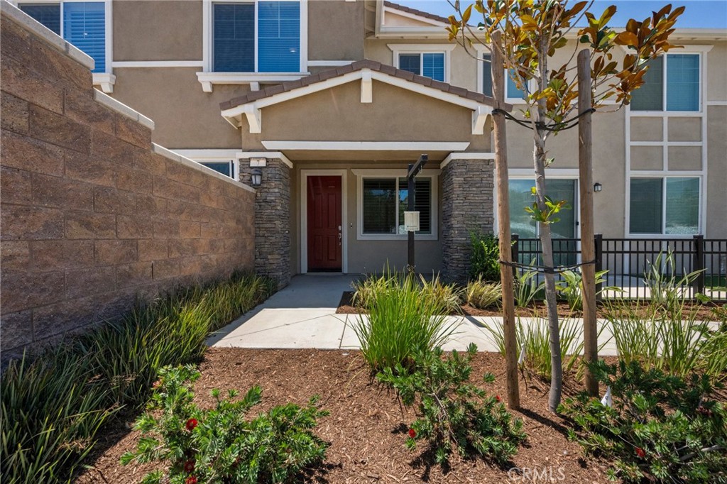 16540 Wyndham Lane #7, Fontana