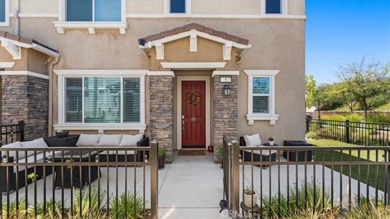 16540 Wyndham Street #5, Fontana