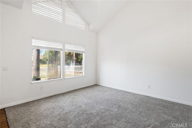 16570 Fairfax Drive, Fontana