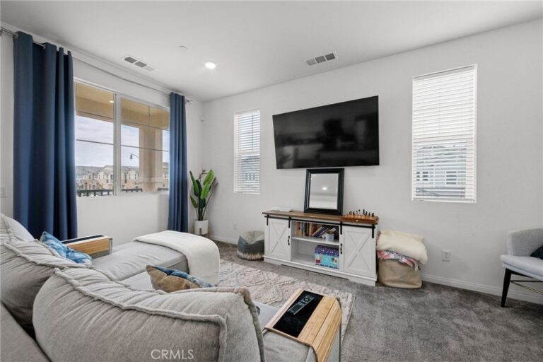 16620 Wyndham Lane #12, Fontana