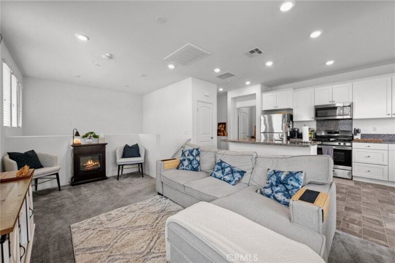 16620 Wyndham Lane #12, Fontana