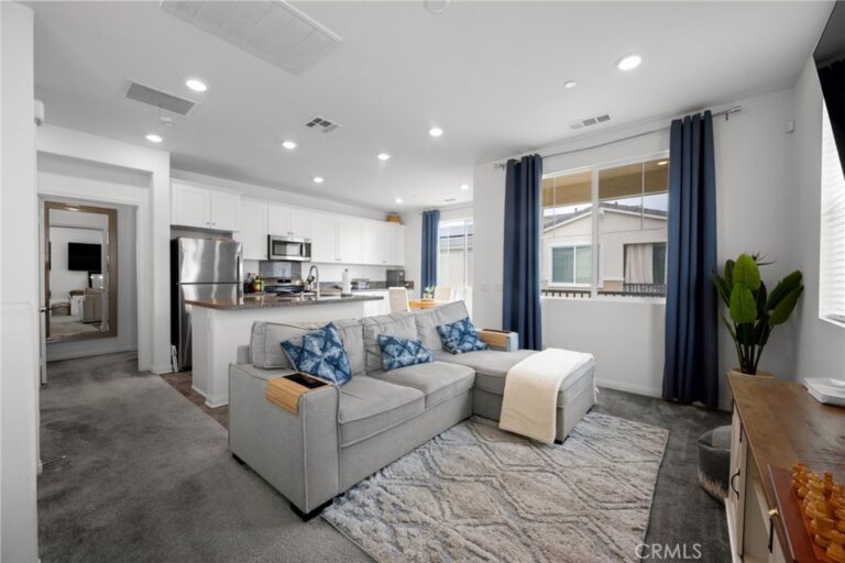 16620 Wyndham Lane #12, Fontana