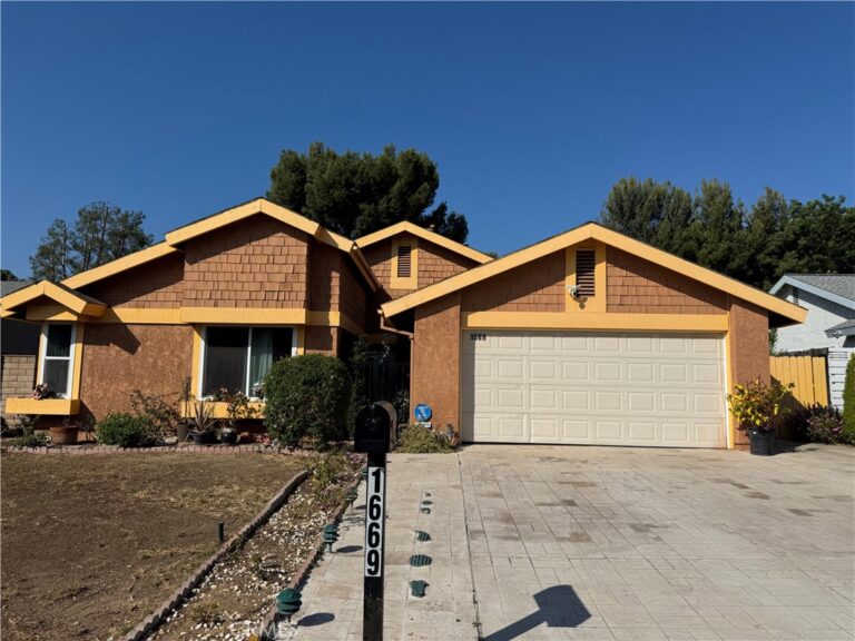 1669 W Phillips Drive, Pomona