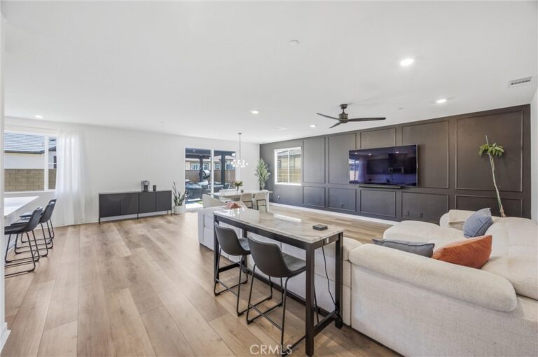 16723 Yarrow Lane, Fontana