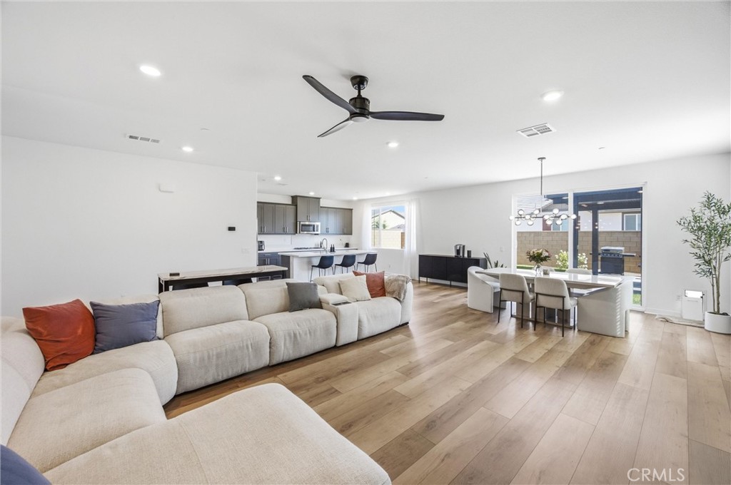 16723 Yarrow Lane, Fontana