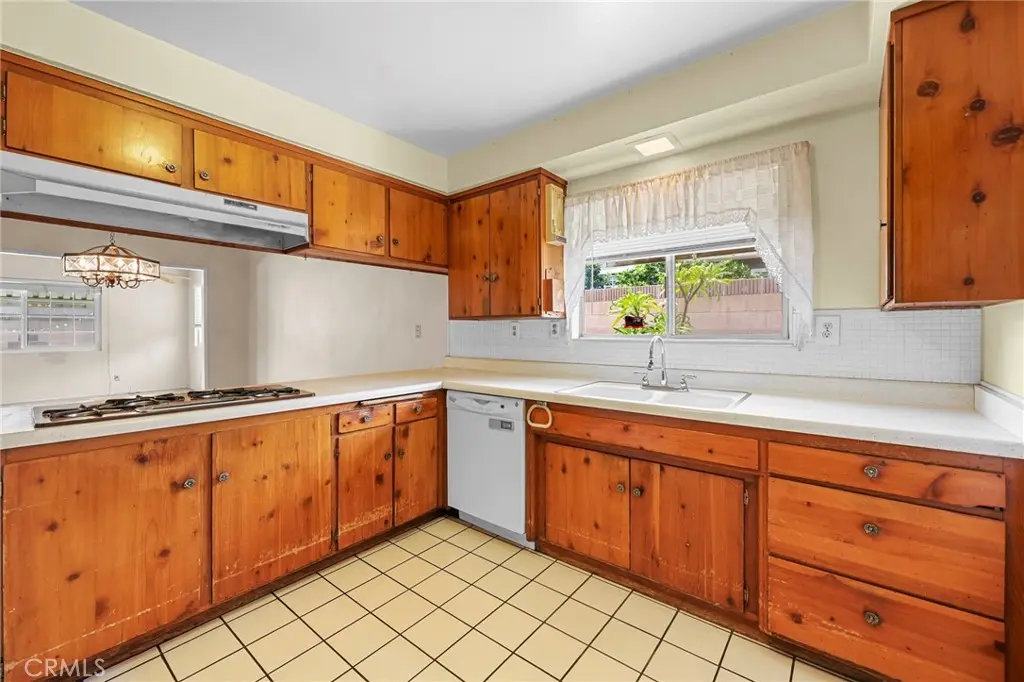 1676 E Wingate Street, Covina