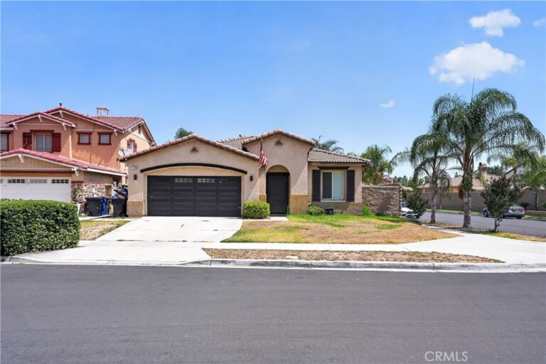17040 Red Cedar Court, Fontana