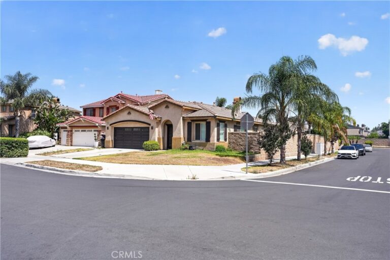 17040 Red Cedar Court, Fontana