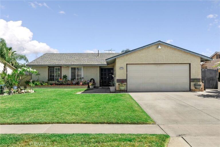 17231 Wabash Avenue, Fontana