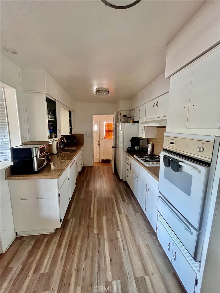 17259 Miller, Fontana