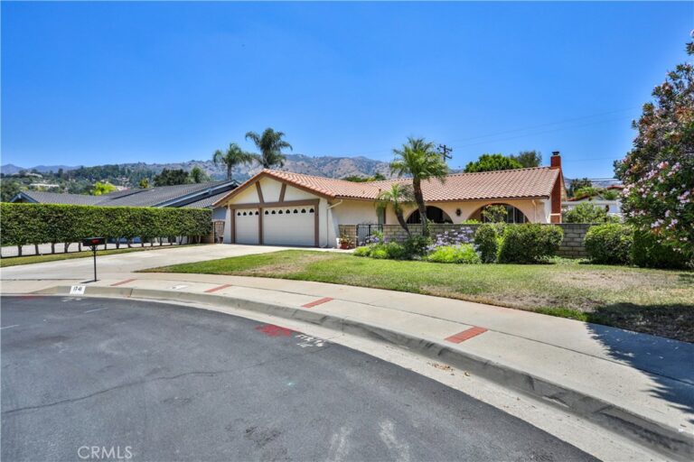 1741 BRANCH OAK Drive, Glendora