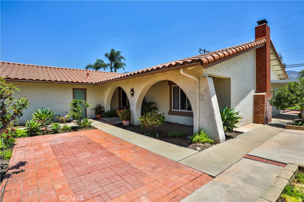 1741 BRANCH OAK Drive, Glendora