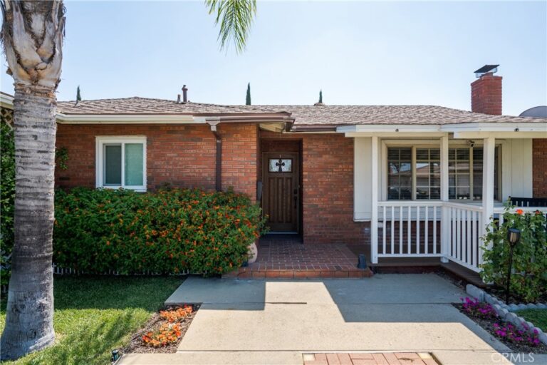 1742 S Candish Avenue, Glendora