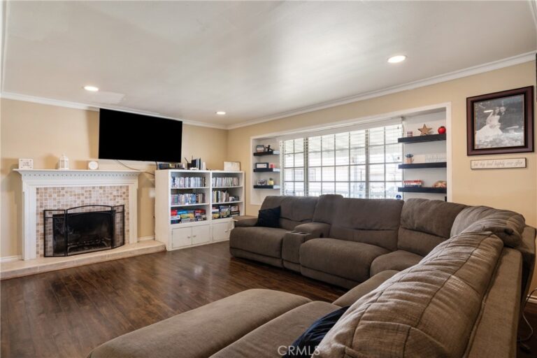 1742 S Candish Avenue, Glendora