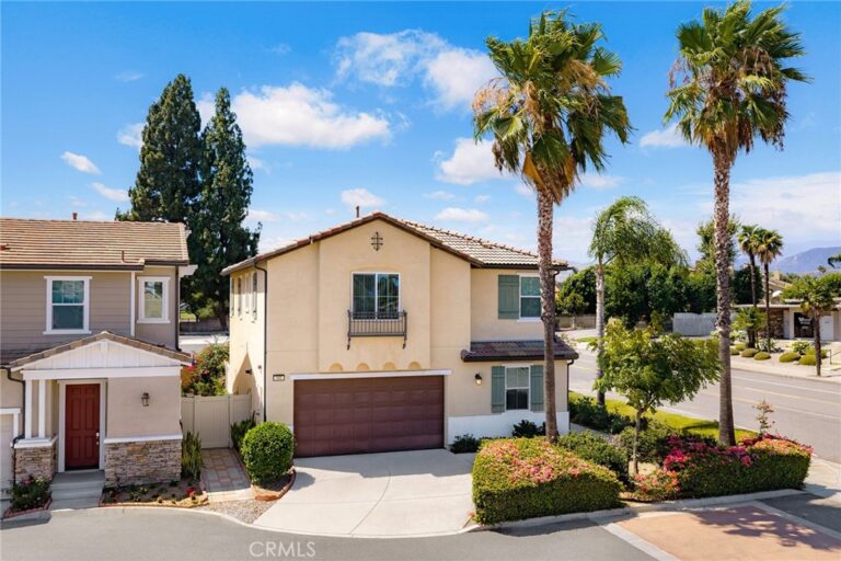 181 Promenade, Pomona