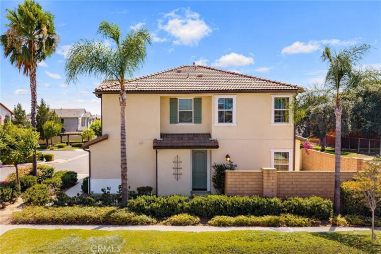 181 Promenade, Pomona