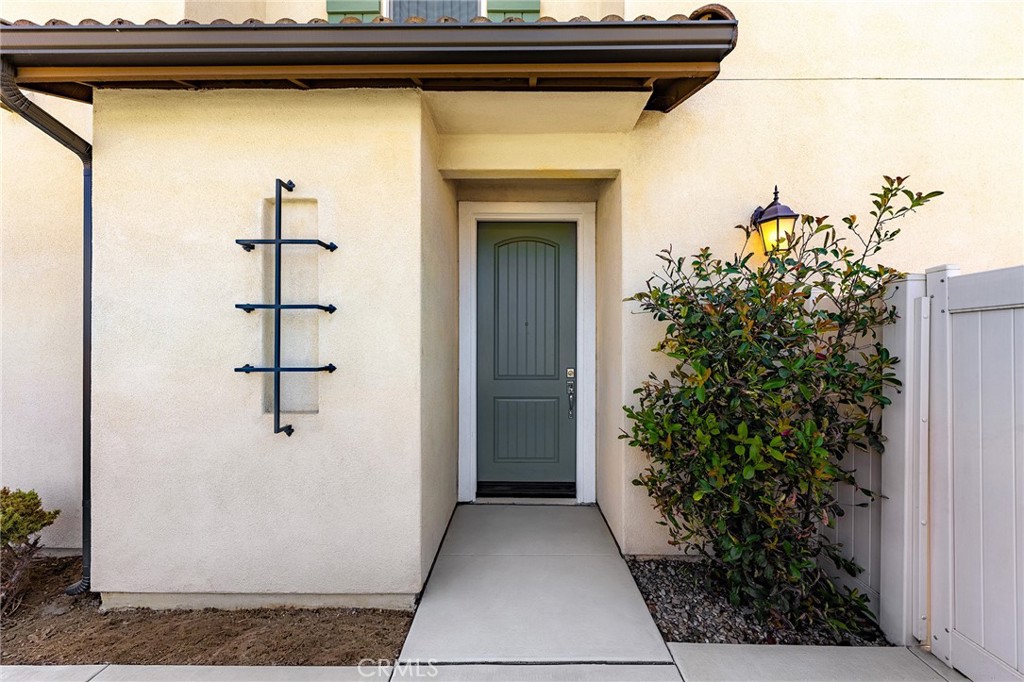 181 Promenade, Pomona