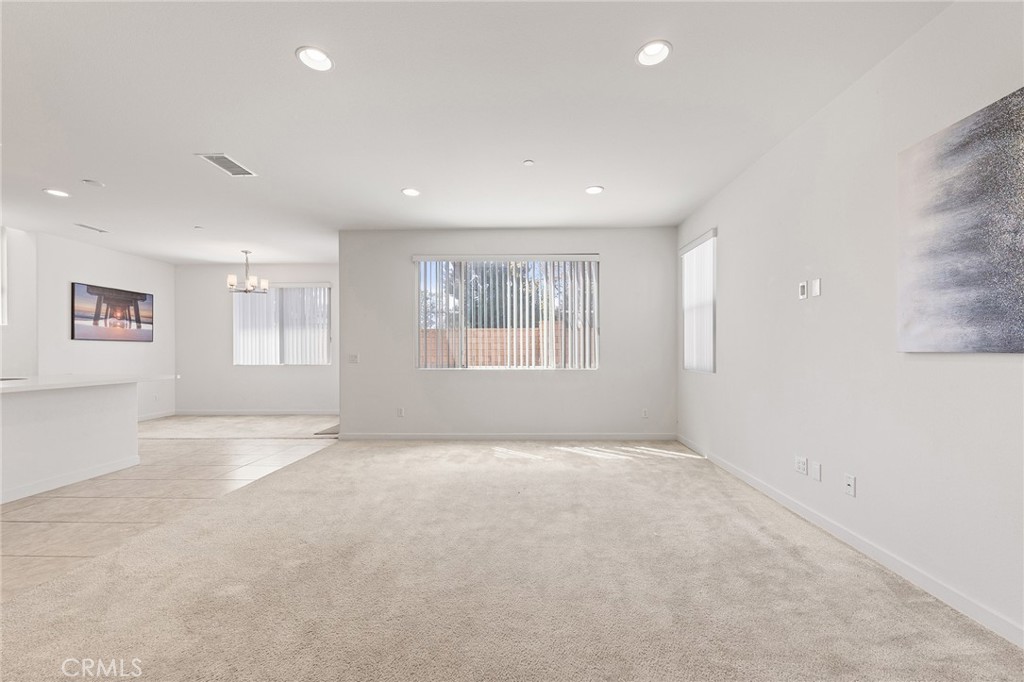 181 Promenade, Pomona