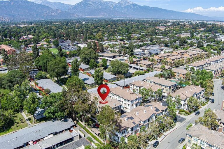 182 Principia Court, Claremont