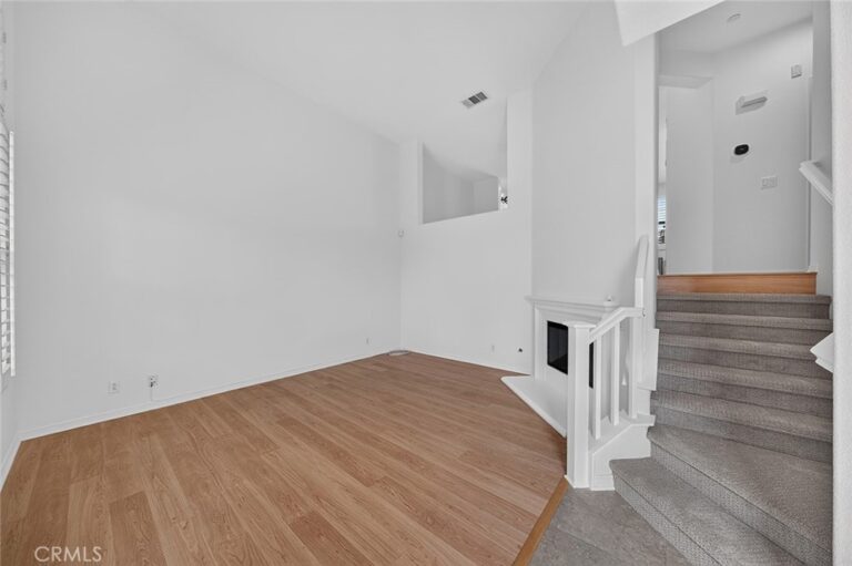 182 Principia Court, Claremont